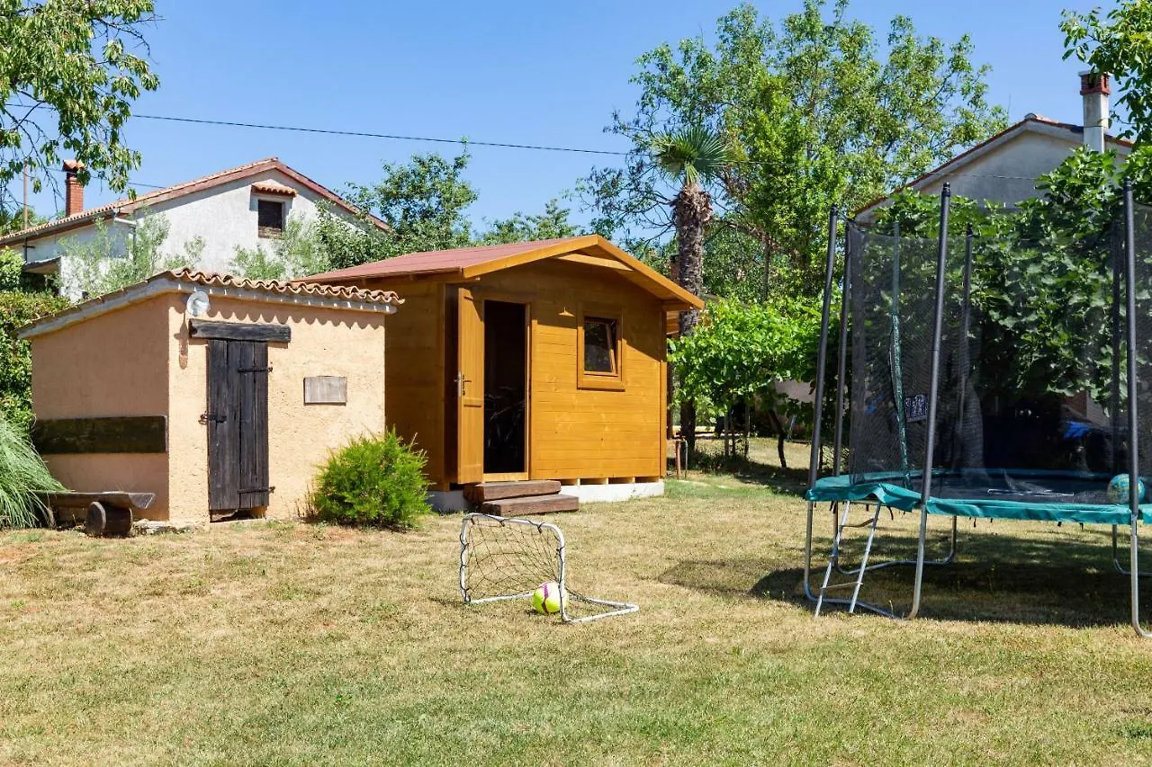 Holiday Home Gasparini Croatia